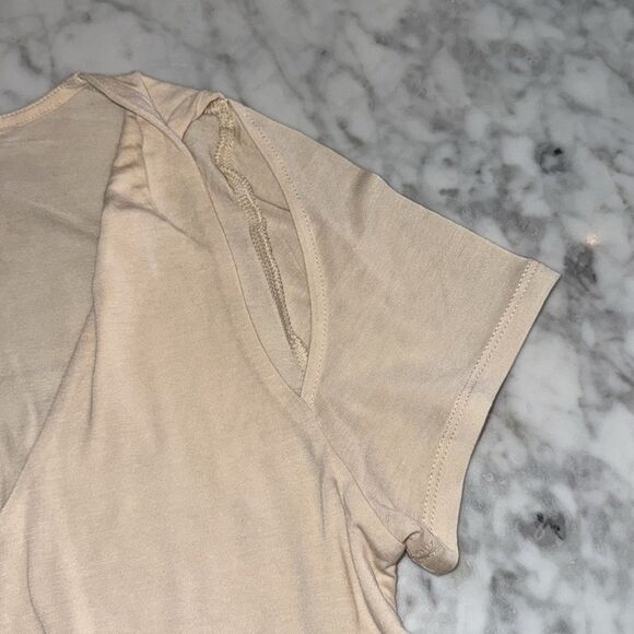 BCBG MAXAZRIA CREAM TOP S - Picture 4 of 6